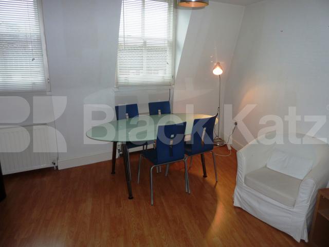 			MINS TO POTOBELLO ROAD MARKET!, 1 Bedroom, 1 bath, 1 reception Flat			 Portobello Road, NOTTINGHILL/LADBROKE GROVE